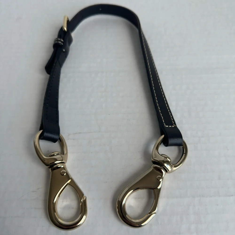 Dooney & Bourke || Black Shoulder Bag Purse gold Tone hardware pebbled